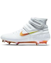 nike white and gold baseball cleats