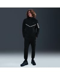 Nike - Tech Fleece Jogger Pants With Reflective Accents - Lyst