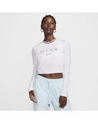 Nike - Sportswear Chill Knit Slim Long-Sleeve Cropped Graphic T-Shirt - Lyst