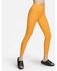 Nike - One High-waisted 7/8 Leggings With Pockets - Lyst