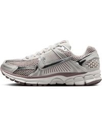 Nike - Zoom Vomero 5 Shoes - Lyst