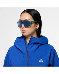 Nike - Occhiali Da Sole Charged Shield - Lyst
