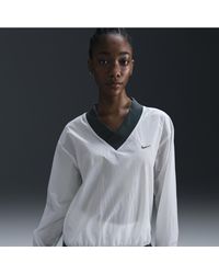 Nike - Sportswear Essential Loose Uv Woven Long-Sleeve V-Neck Top - Lyst