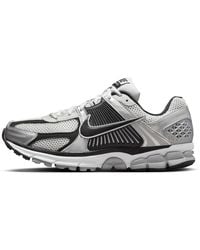 Nike - Zoom Vomero 5 Shoes - Lyst