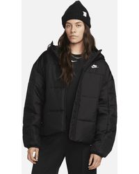 Nike - Giacca loose fit con cappuccio therma-fit sportswear classic puffer - Lyst