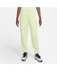 nike standard issue pants