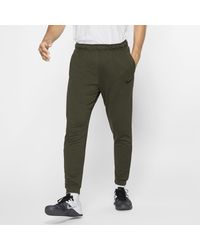 nike tapered fleece pants