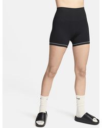 Nike - Shorts da ciclista 13 cm a vita alta one rib - Lyst