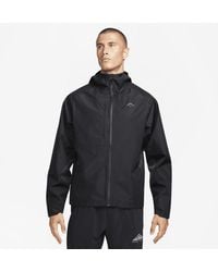 Nike - Trail 'cosmic Peaks' Gore-tex Infiniumtm Running Jacket 50% Recycled Polyester - Lyst