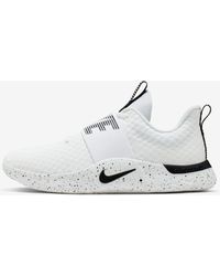 nike in season tr 7 black