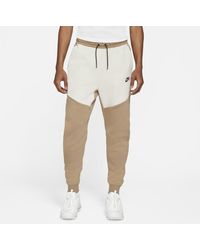 nike tech fleece jogger carbon
