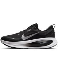Nike - Vomero 18 Gore-Tex Waterproof Road Running Shoes With Reflective Accents - Lyst