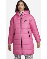 Nike Padded and down jackets for Women | Online Sale up to 54% off | Lyst