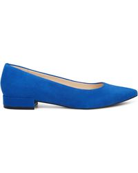 nine west suede flats