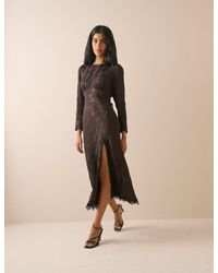 Nobody's Child - Jacquard Floral Long Sleeve Jamie Midi Dress - Lyst