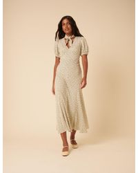 Nobody's Child - Ditsy Floral Tie Neck Sadie Midi Dress - Lyst
