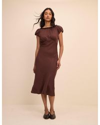 Nobody's Child - Petite Polka Dot Puff Sleeve Marianna Midi Dress - Lyst