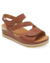 On Foot - 206 Austin Platform Sandal - Lyst