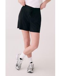 Lolë - Sofia Shorts - Lyst