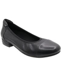 David Tate - Newton Cap Toe Flat - Lyst