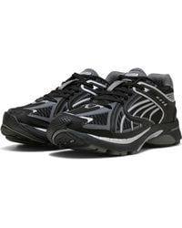 PUMA - Skyjet Sneaker - Lyst