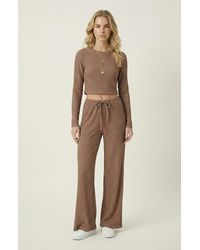 Modenaire - Ribbed Long Sleeve Crop Top And Wide Leg Lounge Pants Set With Drawstring - Lyst