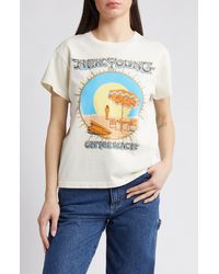 Daydreamer - Neil Young On The Beach Cotton Graphic T-shirt - Lyst