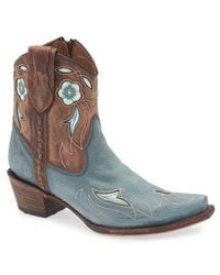 Circle - Floral Embroidery Western Boot - Lyst