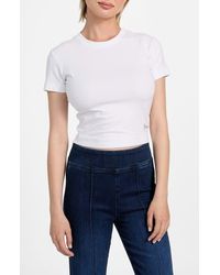 Guess - Basic Crop Mini Logo T-Shirt - Lyst