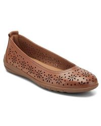 Easy Spirit - Araceli Flat - Lyst