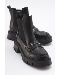 Prologue Shoes - Vesper Buckled Chelsea Boot - Lyst