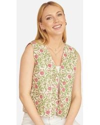 Yumi' - Indian Floral Reversible Quilted Jacket - Lyst