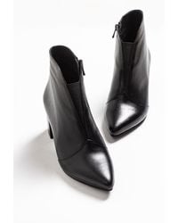 Forever & Always Shoes - Finda Leather Block Heel Boot - Lyst