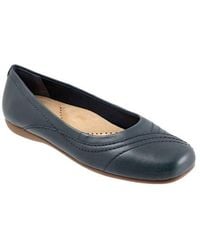 Trotters - Sasha Square Toe Flat - Lyst