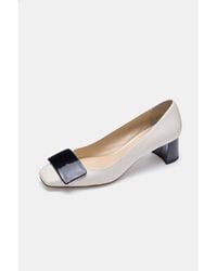 Bells & Becks - Sofia Pump With Tab - Lyst