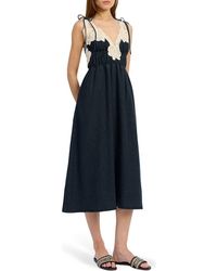 En Saison - Natalia Lace Trim Shirred Midi Dress - Lyst