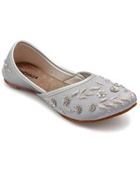 Fuchsia - Amira Embroidery Flat - Lyst