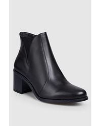 Manuela - Alex V Block Heel Side Up Bootie - Lyst