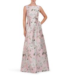 Kay Unger - Liliana Metallic Floral Sleeveless Gown - Lyst