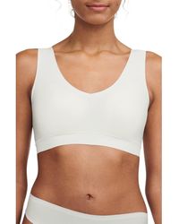 Chantelle - Soft Stretch Padded V-neck Bralette - Lyst