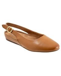 Softwalk - Sandy Slingback Flat Sandal - Lyst