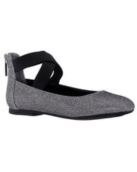 Nina - Marissa Cross Strap Flat - Lyst