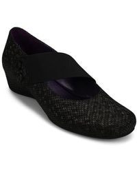 Vaneli - Mary Pump - Lyst