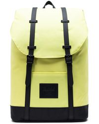 herschel supply co retreat backpack in black with rubberised straps