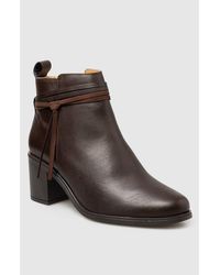 Manuela - Alex Chelsea Bootie - Lyst