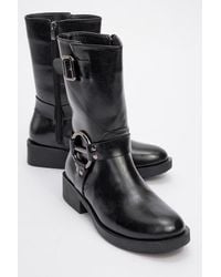 Prologue Shoes - Fies Buckled Boot - Lyst