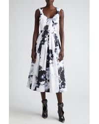 Alexander McQueen - Chiaroscuro Floral Cotton Poplin Fit & Flare Dress - Lyst