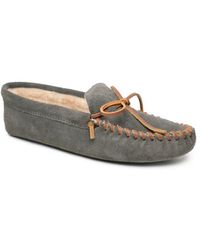 Minnetonka - Faux Shearling Lined Slipper - Lyst