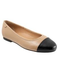 Trotters - Clara Cap Toe Flat - Lyst