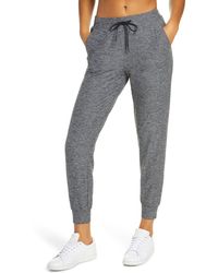 live in jogger pants zella